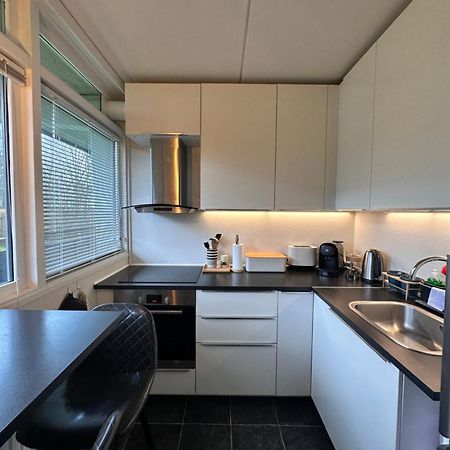 Privat One Bedroom Apartment With Free Parking Odense Exterior photo
